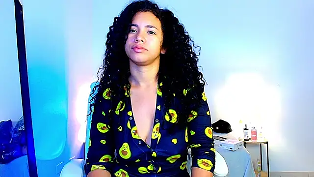 Luciianita lov199 online show from 05-21-26, 09:05