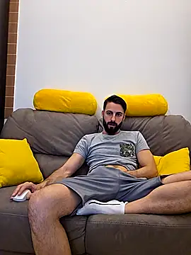 AmicisegretiITA online show from 04-07-26, 06:30