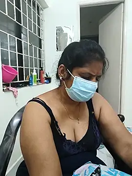 Snapshot of tamil_manjalmaami chatting on 06-29-26, 02:50 tamil manjalmaami online show from 06-29-26, 02:50