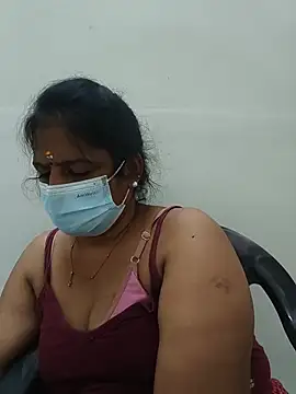 Snapshot of tamil_manjalmaami chatting on 07-03-26, 04:57 tamil manjalmaami online show from 07-03-26, 04:57