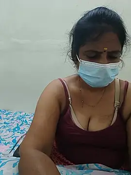 Snapshot of tamil_manjalmaami chatting on 07-07-26, 03:27 tamil manjalmaami online show from 07-07-26, 03:27