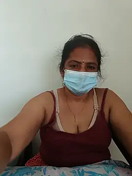 Snapshot of tamil_manjalmaami chatting on 07-08-26, 06:07 tamil manjalmaami online show from 07-08-26, 06:07