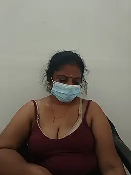 Snapshot of tamil_manjalmaami chatting on 08-01-26, 05:40 tamil manjalmaami online show from 08-01-26, 05:40