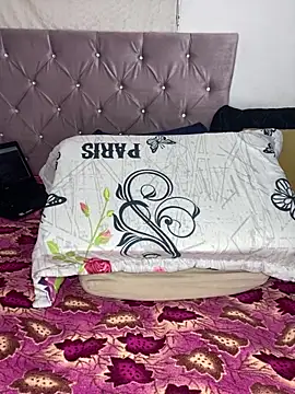 Tahira  Arabic online show from 03-25-26, 01:33