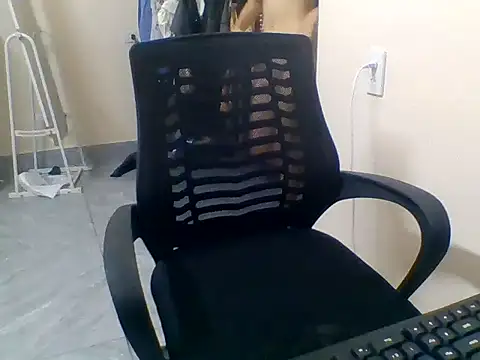 -Hodiqua- online show from 07-21-26, 12:57