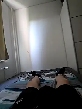 OssiBigCum online show from 04-26-26, 07:28