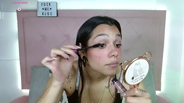 Kloe  watson online show from 06-12-26, 09:46