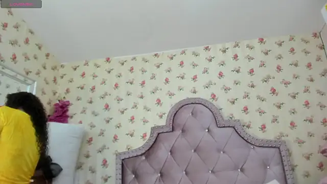 crystal watson0 online show from 06-17-26, 02:07