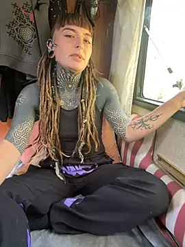 HornyHippy1 online show from 04-30-26, 12:00