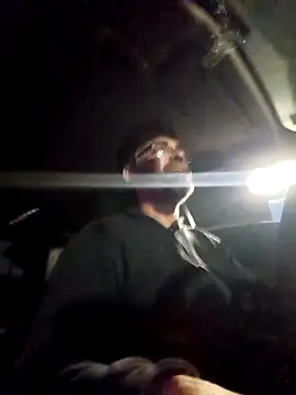 Snapshot of phelippem chatting on 03-21-26, 07:35 phelippem online show from 03-21-26, 07:35