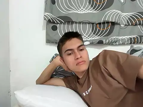 moneylove19 online show from 03-24-26, 04:34