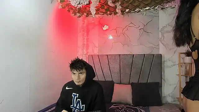 Nahomi hot 77 online show from 08-03-26, 01:16