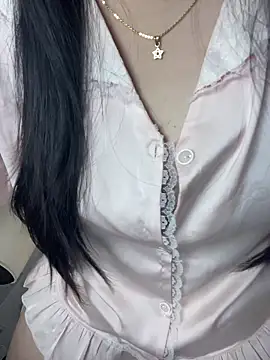 Amber vn online show from 03-18-26, 05:49