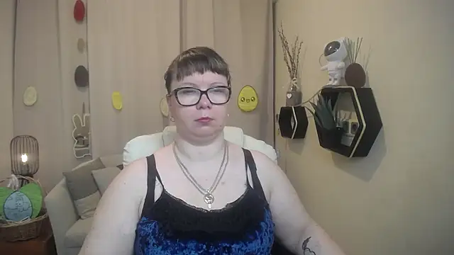 BonnnyBoobsy online show from 04-03-26, 06:00