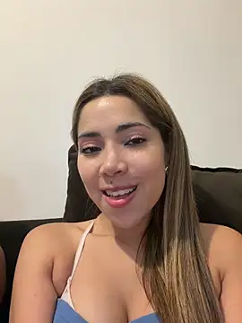 Snapshot of sexyparejahot69 chatting on 05-27-26, 01:57 sexyparejahot69 online show from 05-27-26, 01:57
