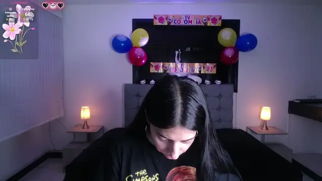 Melannyy V online show from 06-20-26, 01:14