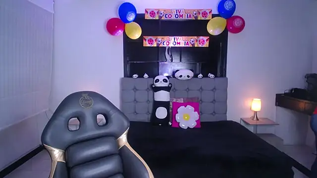 Melannyy V online show from 07-07-26, 12:31