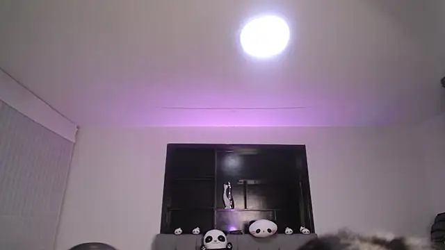 Melannyy V online show from 07-15-26, 02:00