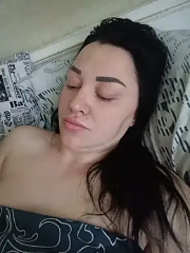Elsie-Nora online show from 05-16-26, 04:42