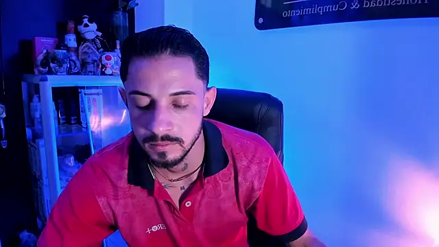 Snapshot of clark_kent_ chatting on 03-21-26, 04:43 clark kent online show from 03-21-26, 04:43