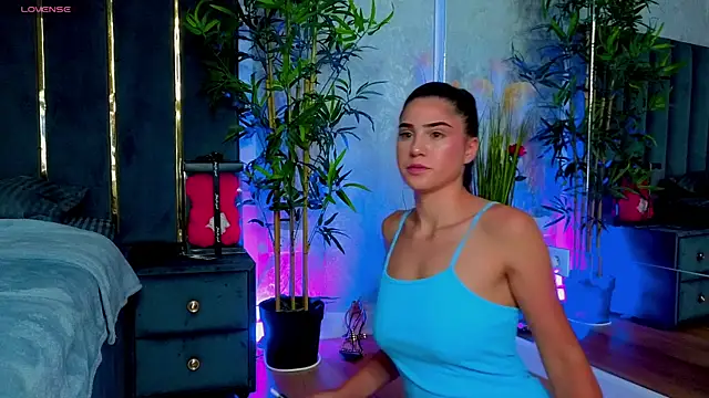 Snapshot of valery_evan chatting on 07-21-26, 06:32 valery evan online show from 07-21-26, 06:32