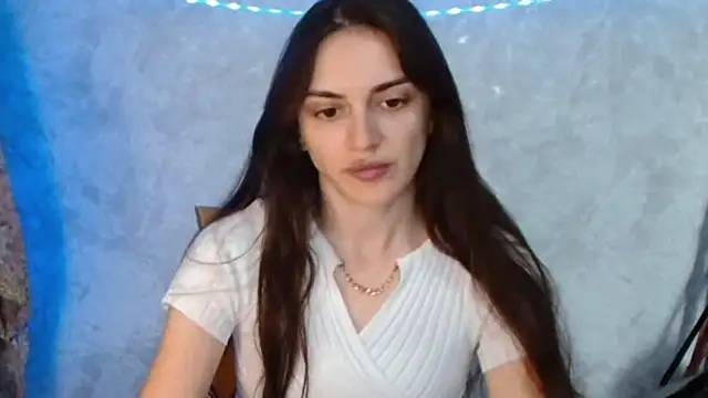 RoxiCherry online show from 05-19-26, 07:15