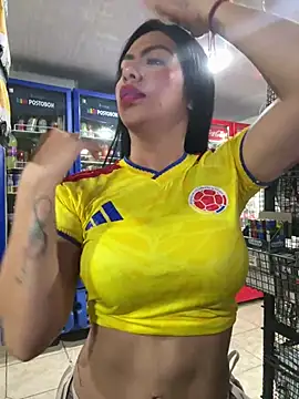 Noa rousse01 online show from 06-18-26, 06:24
