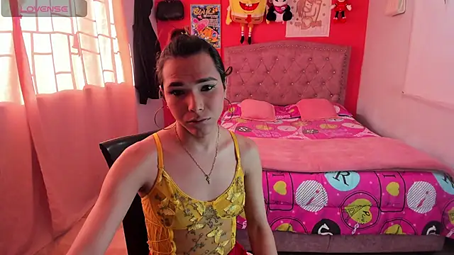 Sofia Hot Latina online show from 06-21-26, 09:17