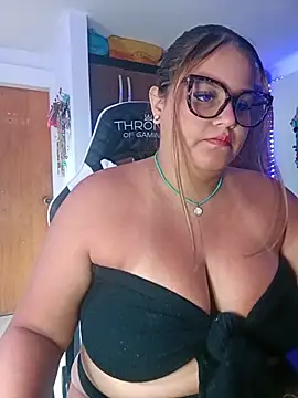 Snapshot of Bonny_rousse01 chatting on 06-02-26, 12:40 Bonny rousse01 online show from 06-02-26, 12:40