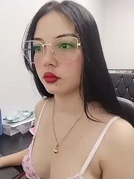 Snapshot of veleria_allurin chatting on 06-23-26, 02:04 veleria allurin online show from 06-23-26, 02:04