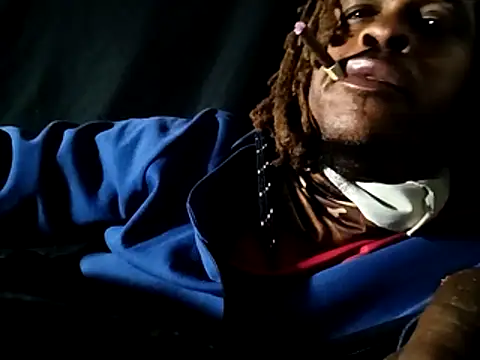 Snapshot of bustingyou chatting on 03-21-26, 05:01 bustingyou online show from 03-21-26, 05:01