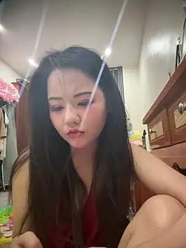   cherry-cute   online show from 03-19-26, 11:47