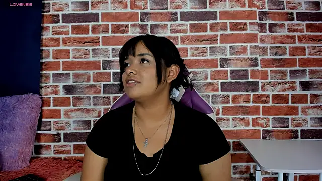 Snapshot of SofiiaCutee chatting on 05-06-26, 02:19 SofiiaCutee online show from 05-06-26, 02:19