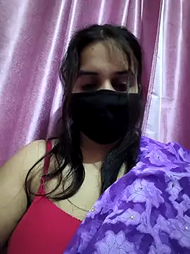 REENA-STRIP online show from 04-28-26, 07:19