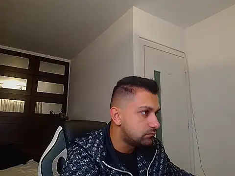 BryceReign online show from 05-07-26, 04:51