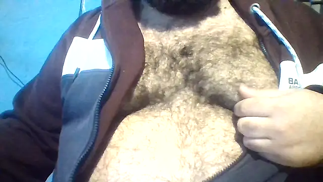 Snapshot of BeardedChubb chatting on 03-20-26, 06:51 BeardedChubb online show from 03-20-26, 06:51