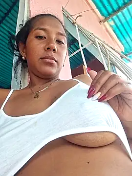 emily fox01 online show from 04-22-26, 03:24
