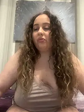 Snapshot of CurlyMaddie chatting on 03-23-26, 05:50 CurlyMaddie online show from 03-23-26, 05:50