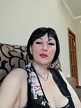 HelgaDennis online show from 07-10-26, 06:07