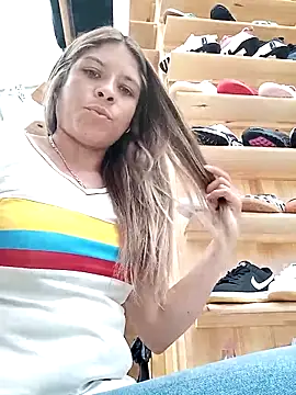 alanna6950 online show from 03-26-26, 04:45