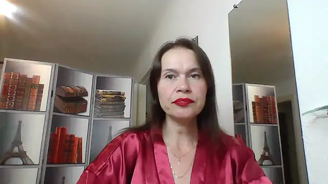 Snapshot of Selena_Moo chatting on 06-25-26, 03:16 Selena Moo online show from 06-25-26, 03:16