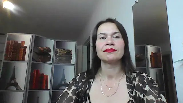 Snapshot of Selena_Moo chatting on 07-27-26, 10:00 Selena Moo online show from 07-27-26, 10:00