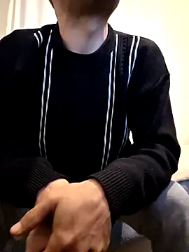 Snapshot of 31olsakcekiliriz chatting on 03-23-26, 10:58 31olsakcekiliriz online show from 03-23-26, 10:58