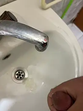 Snapshot of yassineamri chatting on 03-21-26, 02:16 yassineamri online show from 03-21-26, 02:16