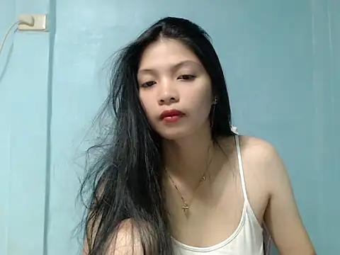 Snapshot of pinay_kitty23 chatting on 04-16-26, 09:21 pinay kitty23 online show from 04-16-26, 09:21
