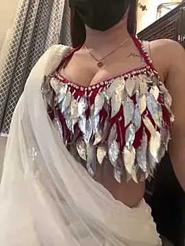 Snapshot of Cutie_Rahaa chatting on 03-29-26, 09:09 Cutie Rahaa online show from 03-29-26, 09:09