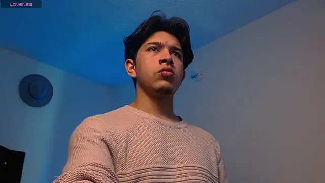 Snapshot of rammiell chatting on 03-21-26, 07:39 rammiell online show from 03-21-26, 07:39