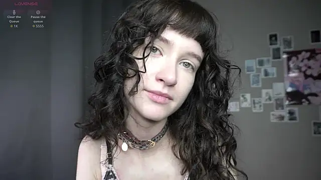 Snapshot of DellaLeck chatting on 07-21-26, 07:49 DellaLeck online show from 07-21-26, 07:49