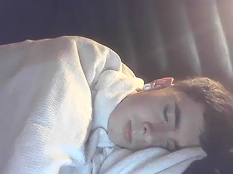 Snapshot of lio____ chatting on 05-13-26, 09:06 lio online show from 05-13-26, 09:06