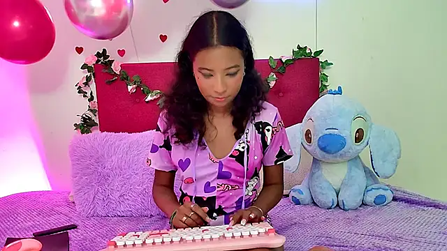 Ellie Cute7 online show from 06-11-26, 07:34